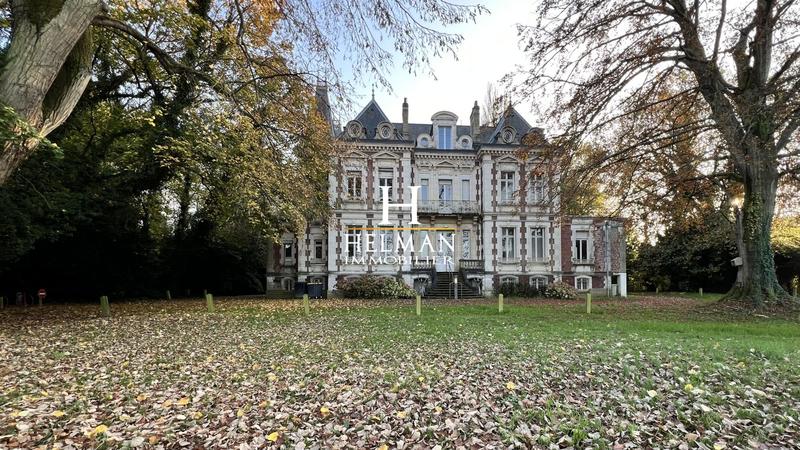 Château - 550 m² - 17 pièces