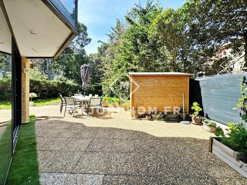 Appartement - 93 m² - 4 pièces