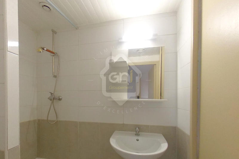 Appartement - 76 m² - 5 pièces