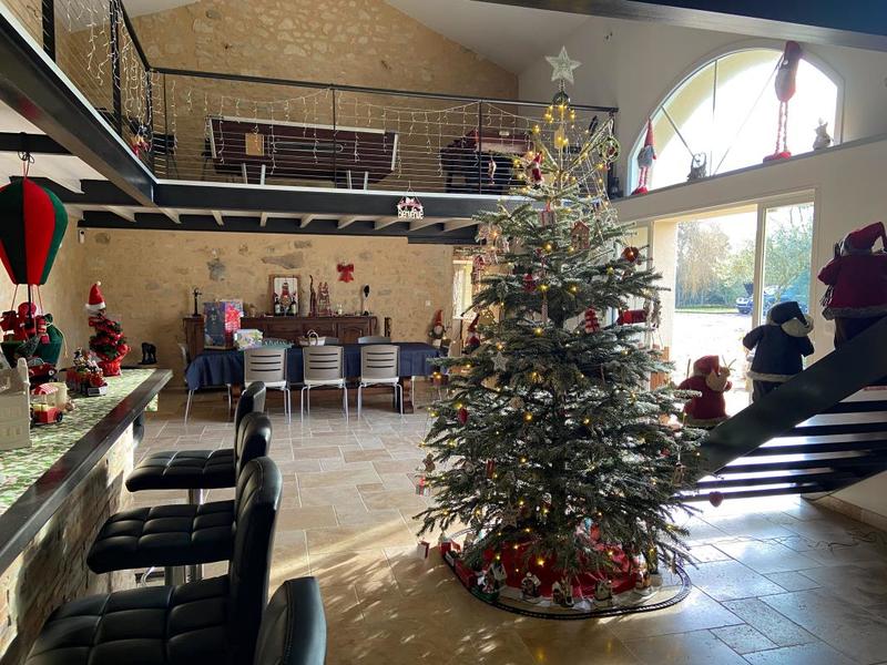 Maison - 196 m² - 5 pièces