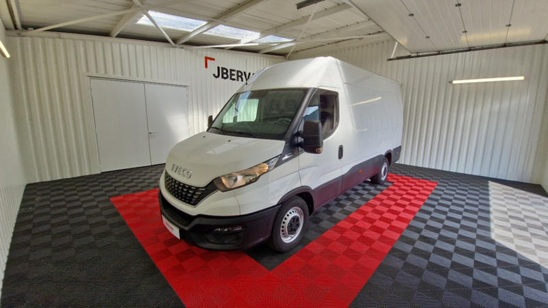 Iveco Daily Fourgon 35 s 14 sv11 h2 quad-leaf hi matic