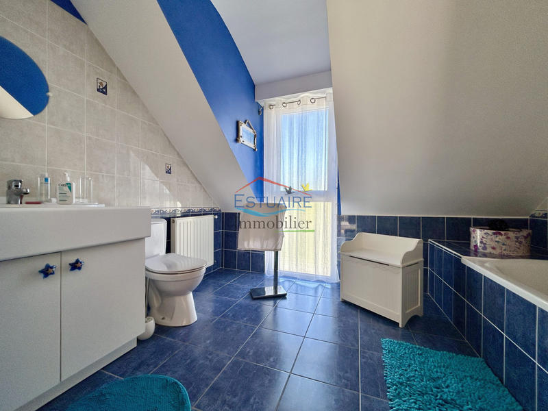 Maison - 170 m² - 7 pièces