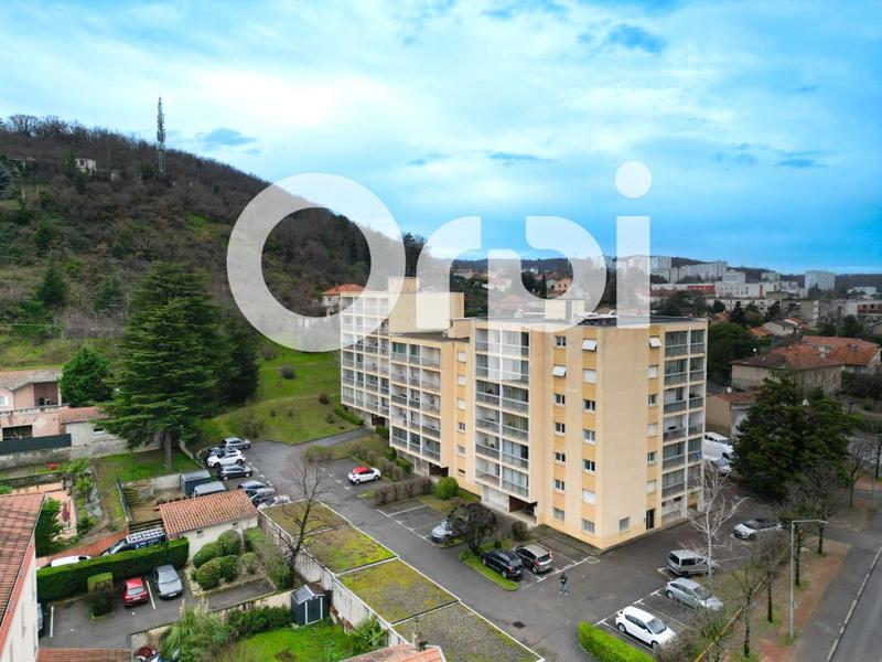 Appartement - 81 m² - 4 pièces