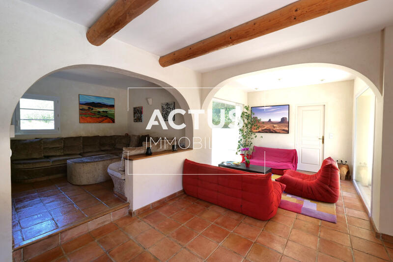 Maison - 195 m² - 9 pièces