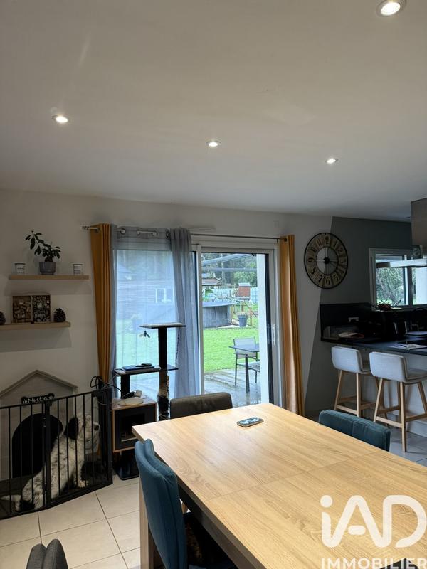 Maison - 131 m² - 5 pièces