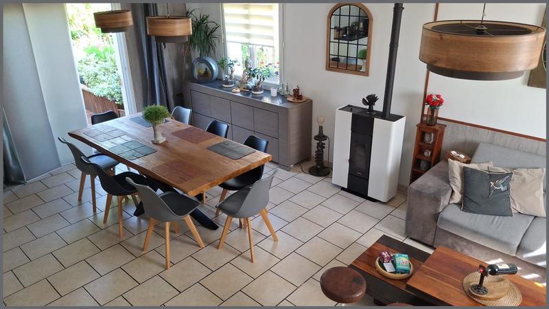 Maison - 210 m² - 11 pièces