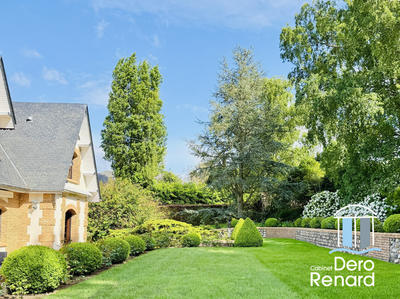 Maison ancienne - 196 m² - 8 pièces