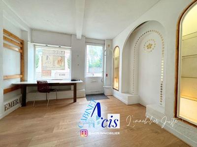Local commercial - 20 m² - 2 pièces