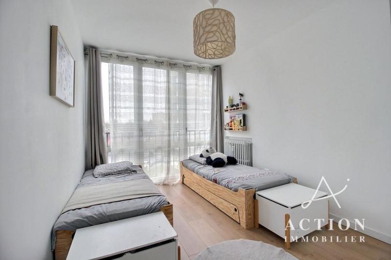 Appartement - 83 m² - 4 pièces