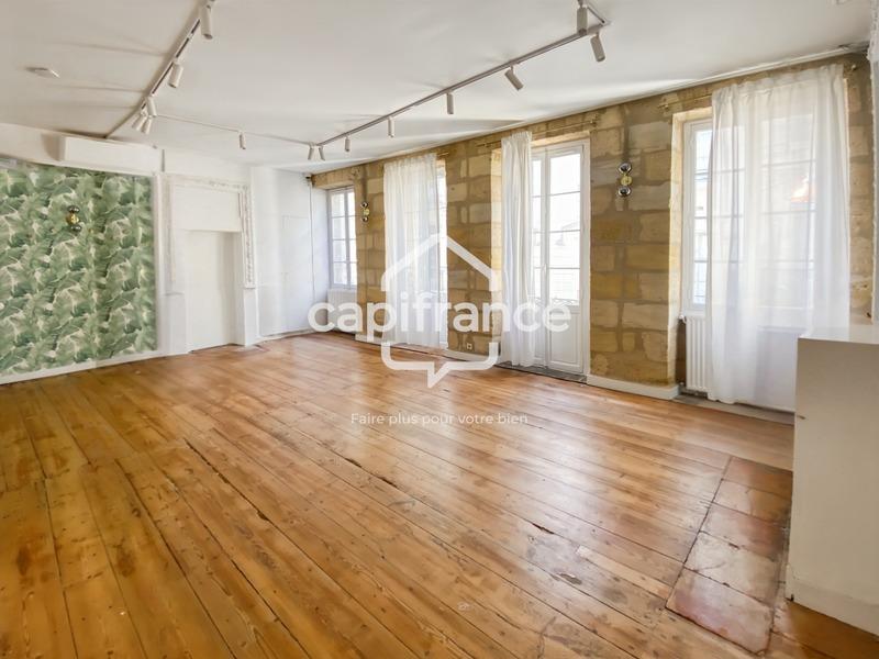 Immeuble - 245 m² - 8 pièces