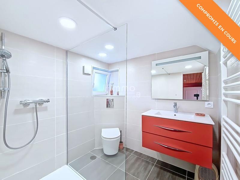 Maison - 120 m² - 4 pièces