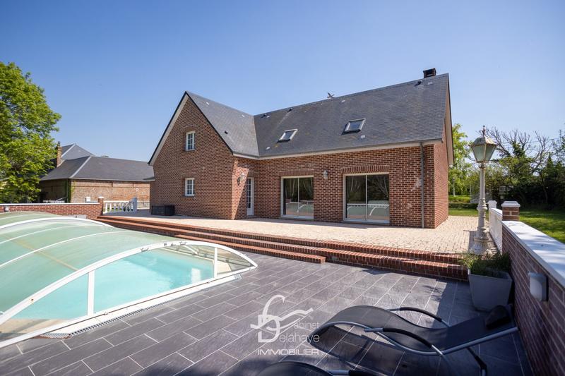 Maison - 167 m² - 5 pièces