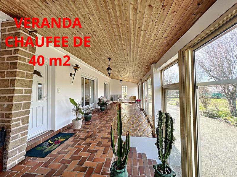 Maison - 203 m² - 6 pièces