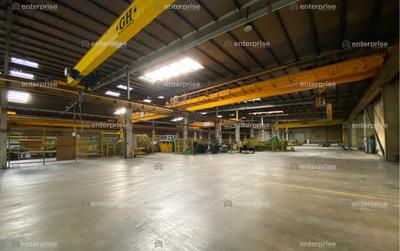 Entrepôt - 7 040 m²