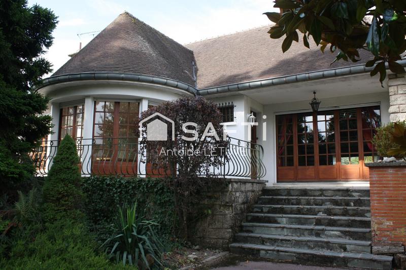 Maison - 434 m² - 8 pièces