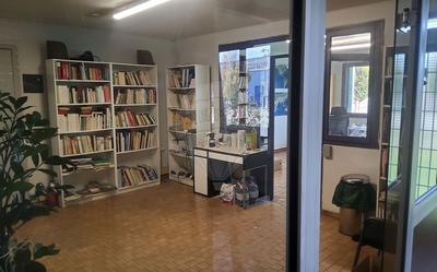 Local commercial - 2 550 m² - 1 pièce