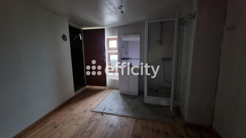 Maison - 152 m² - 6 pièces