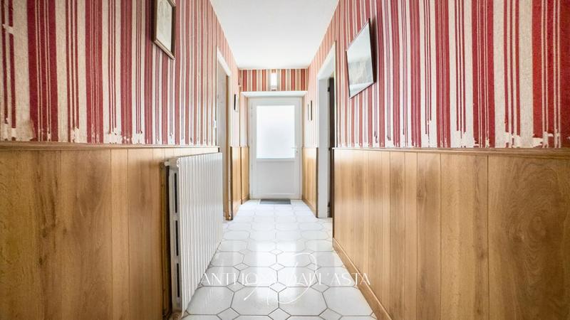 Maison - 207 m² - 6 pièces