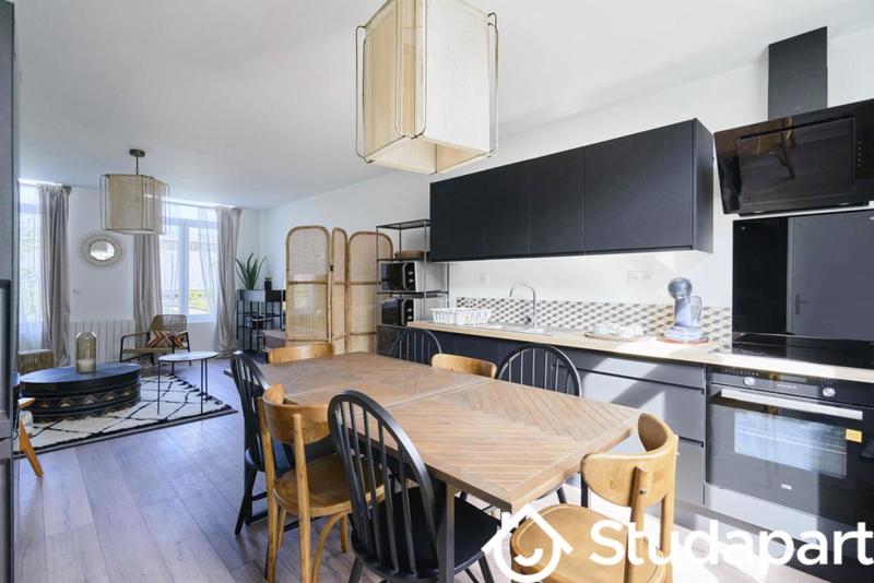 Chambre - 11 m² - 1 pièce