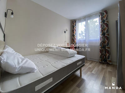 Chambre - 9 m² - 4 pièces