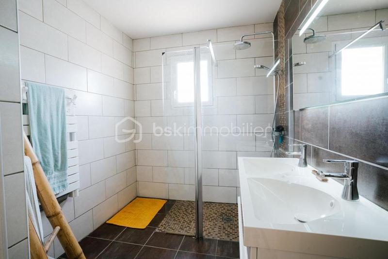 Maison - 115 m² - 5 pièces