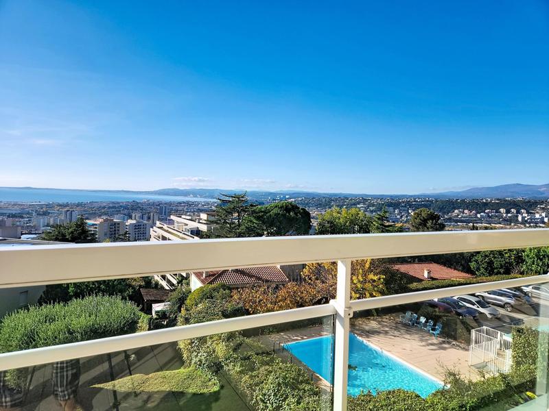 Appartement - 103 m² - 4 pièces