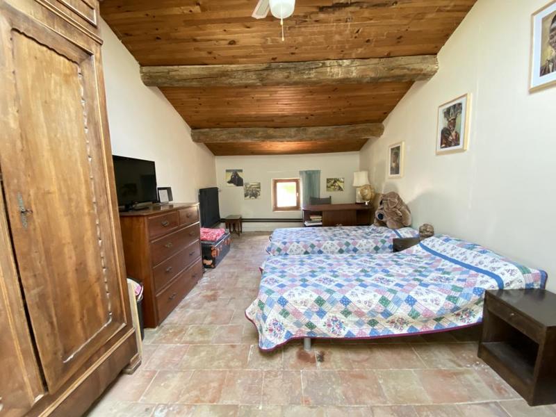 Maison de village - 349 m² - 9 pièces