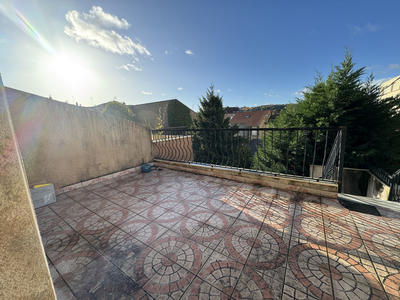 Appartement - 79 m² - 4 pièces