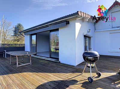 Maison - 110 m² - 4 pièces