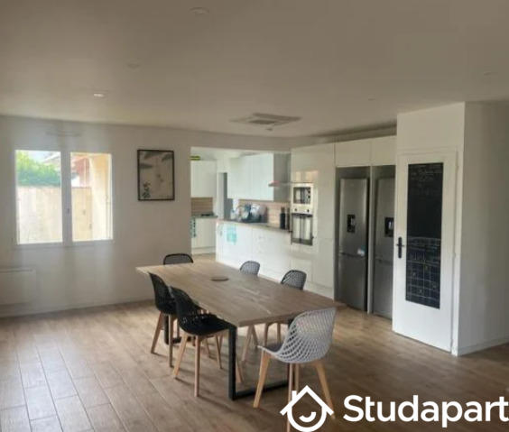 Chambre - 25 m² - 1 pièce