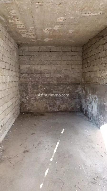 Parking / Garage - 13 m²