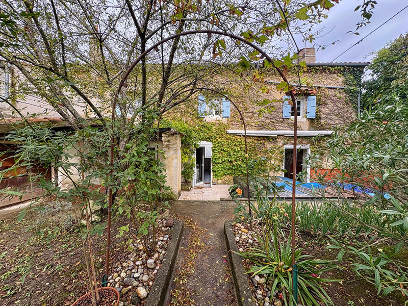 Maison de village - 180 m² - 6 pièces