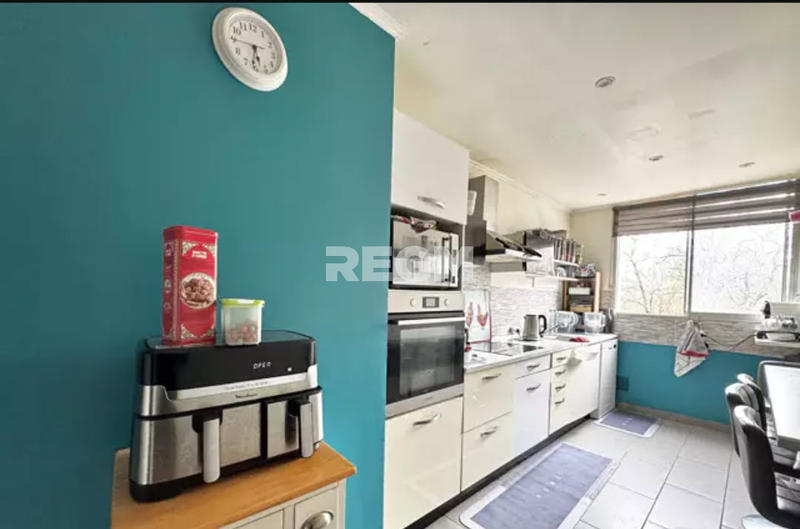 Appartement - 112 m² - 5 pièces