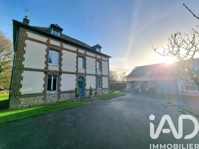 Maison - 200 m² - 10 pièces