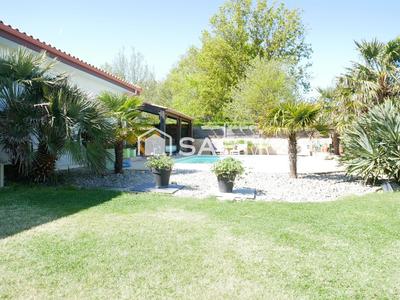 Villa - 199 m² - 7 pièces