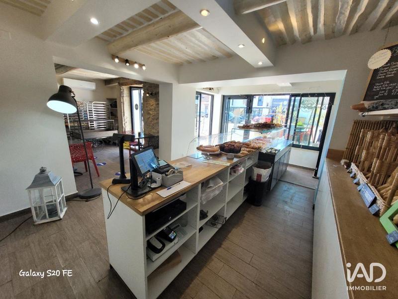 Local commercial - 601 m²