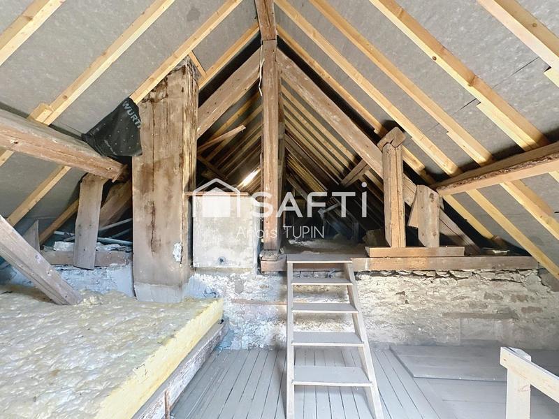 Maison - 180 m² - 9 pièces