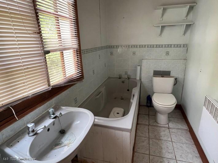 Maison - 93 m² - 5 pièces