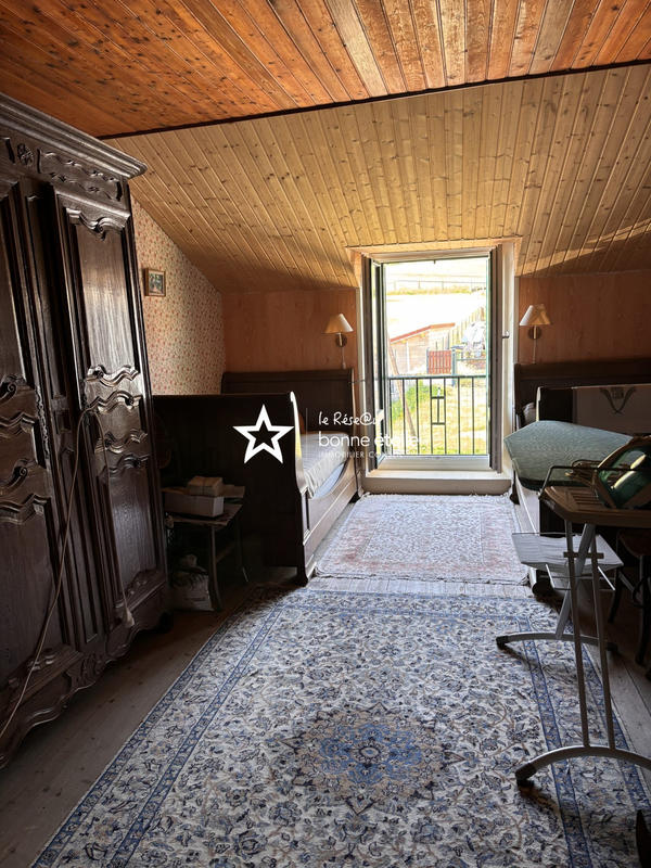 Maison - 94 m² - 5 pièces