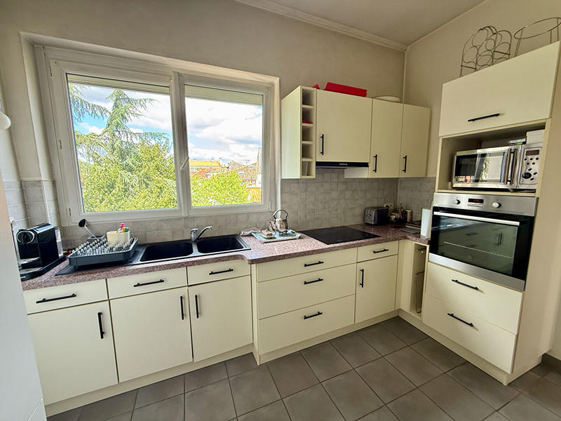 Appartement - 105 m² - 5 pièces