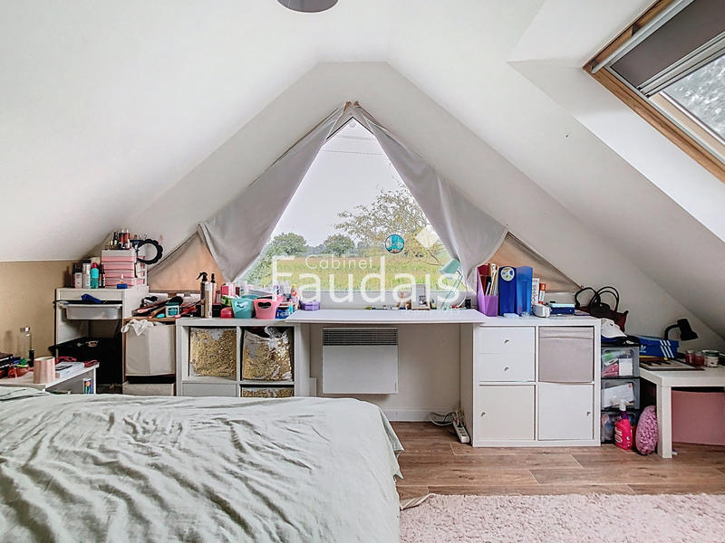 Maison - 142 m² - 8 pièces