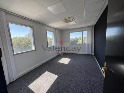 Bureau - 63 m² - 2 pièces