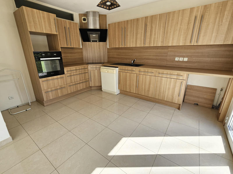 Maison - 116 m² - 6 pièces