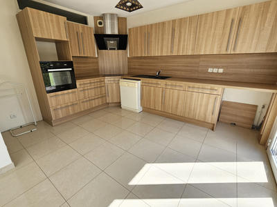 Maison - 116 m² - 6 pièces