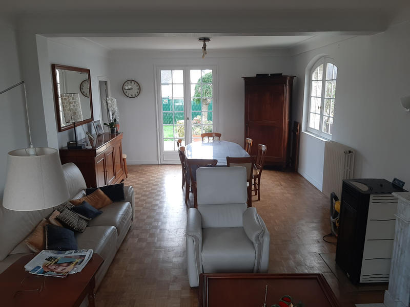 Maison - 176 m² - 8 pièces