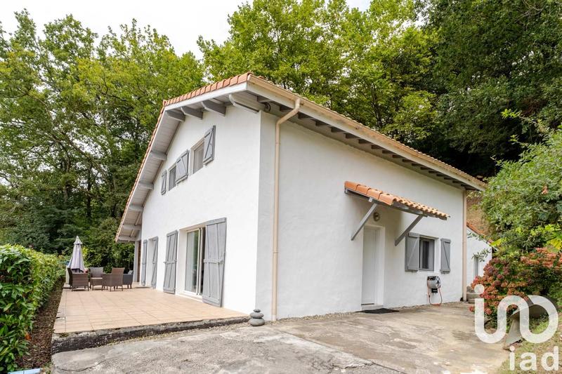 Maison - 150 m² - 5 pièces