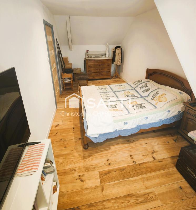 Maison - 182 m² - 8 pièces