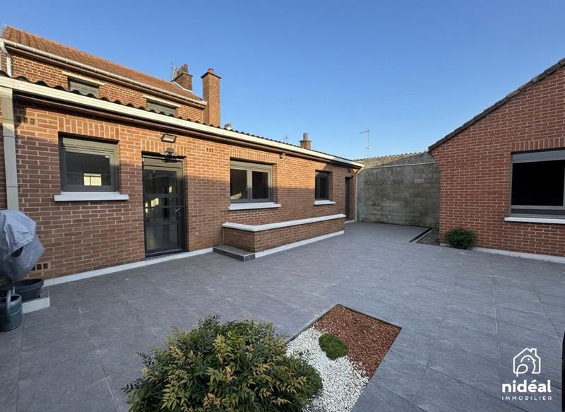 Maison - 110 m² - 5 pièces