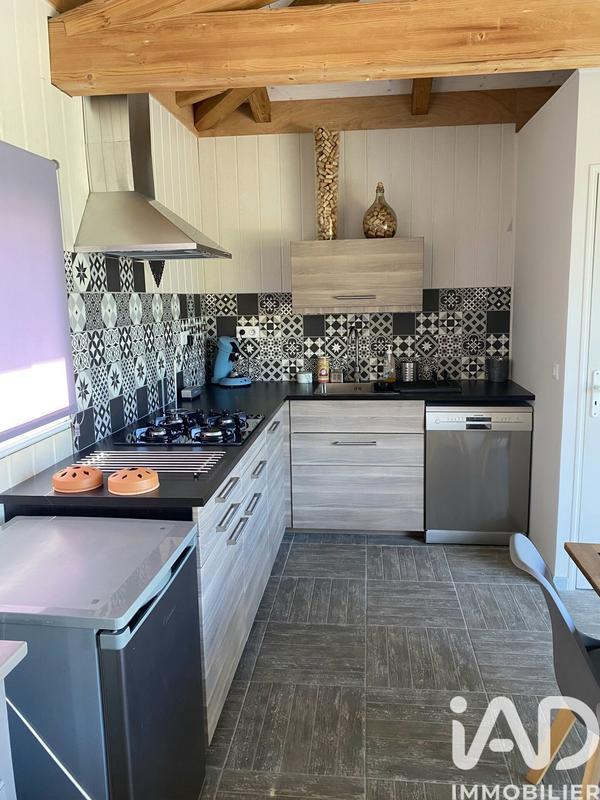 Maison - 295 m² - 11 pièces