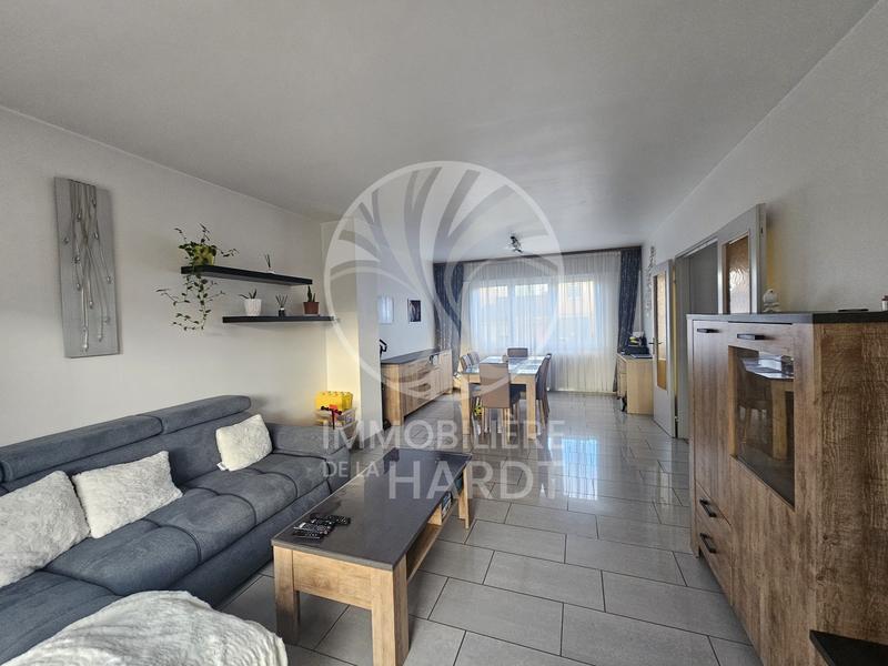 Maison - 102 m² - 5 pièces